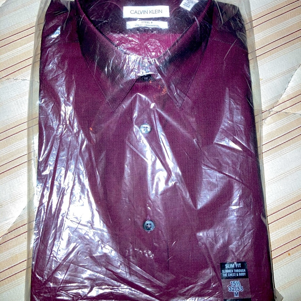 Calvin Klein Slim Fit Maroon Herringbone Dress Shirt Brand New Size 15 1/2 32/33